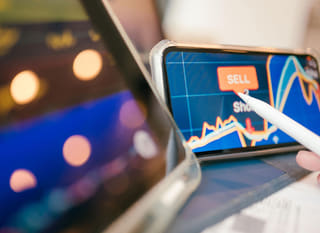 Análisis multimercado de opciones en Bitcoin, Ethereum y forex realizado por un trader