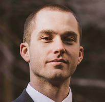 Analista de trading en mercado cripto Thomas Whitfield, retrato